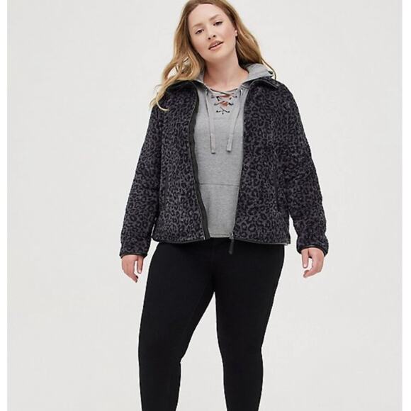 Torrid charcoal grey leopard Pu Trim Zip Front Sherpa - Picture 6 of 7